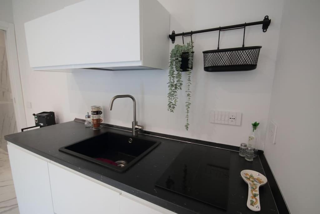 דירות נאפולי Chiaia Arcoleo House - Sofia מראה חיצוני תמונה